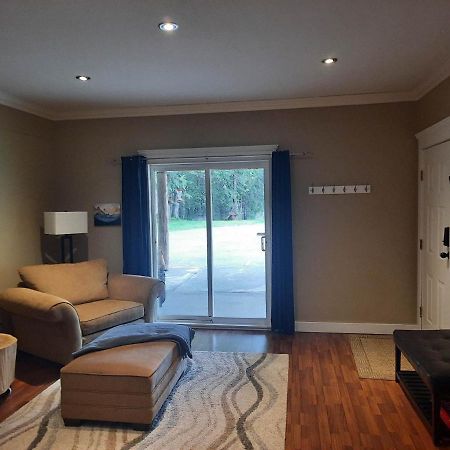 Beaver Hut Bed And Breakfast Port Alberni Exterior foto
